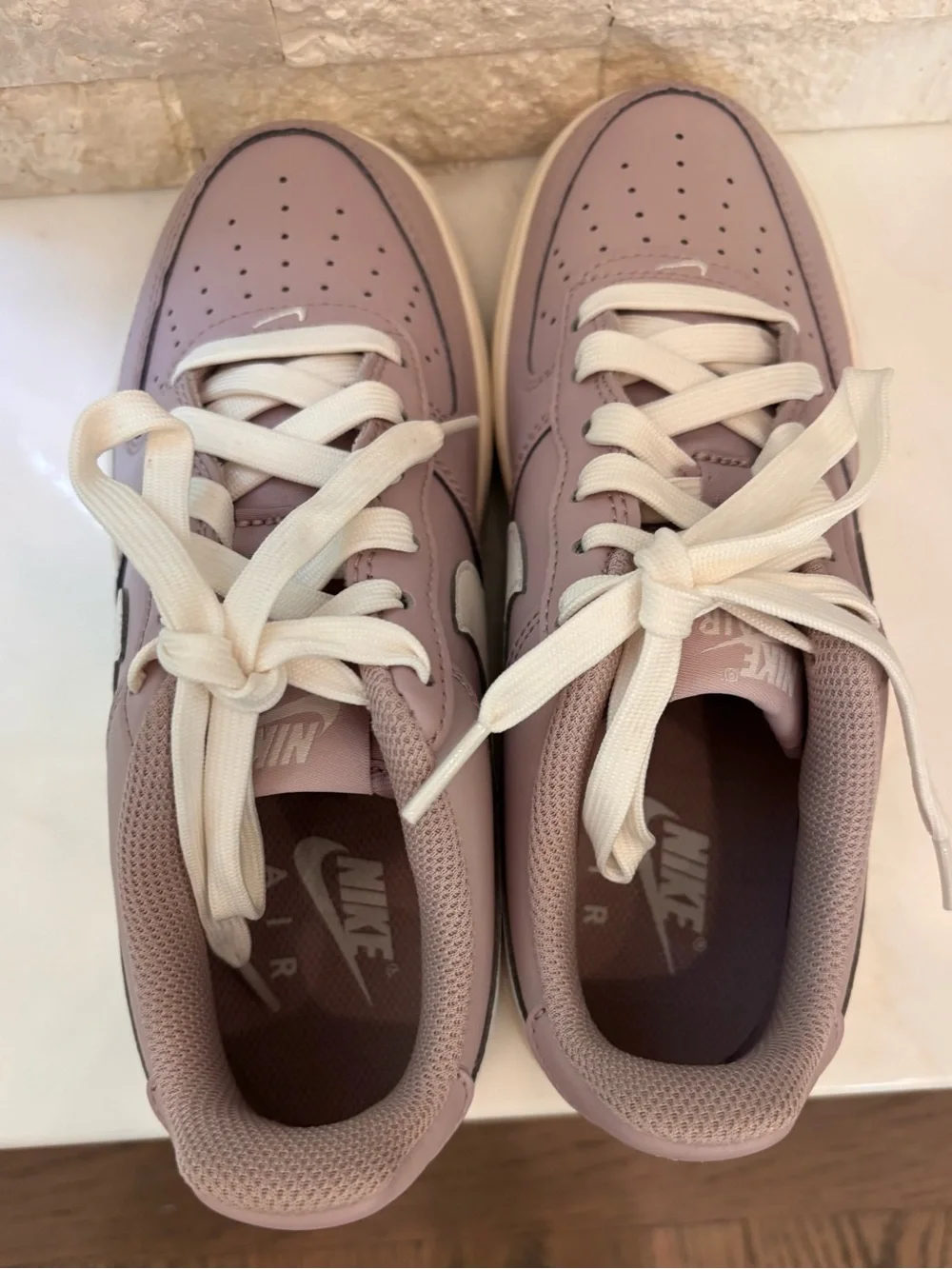 Nike Low Top Sneakers in Mauve with White Swoosh
